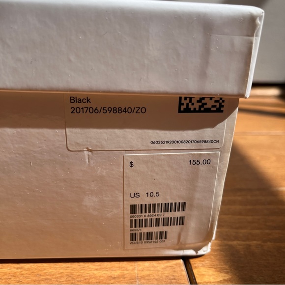 Black Chelsea Boots with Pointed Toe - Picture 12 of 12